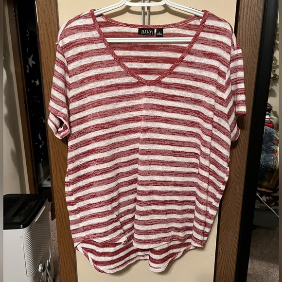 a.n.a Tops - a.n.a. Vneck red/white stripe polyester shirt sz 1X